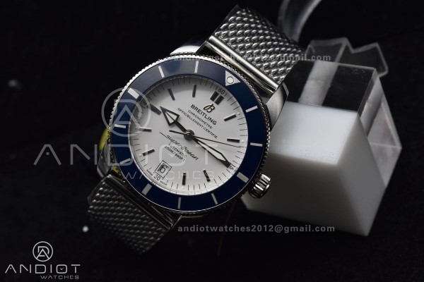 SuperOcean Heritage II BLSF 42mm SS White Dial Blu...