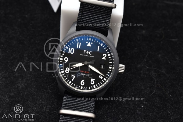 Pilot's Watch Top Gun Black Ceramic IW326901 V7F 1...