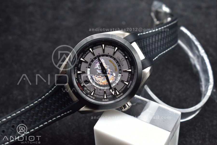 Aqua Terra GMT Worldtimer 43mm Titanium VSF 1:1 Best Edition on SS Bracelet A8938 Super Clone