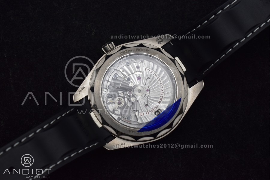 Aqua Terra GMT Worldtimer 43mm Titanium VSF 1:1 Best Edition on SS Bracelet A8938 Super Clone