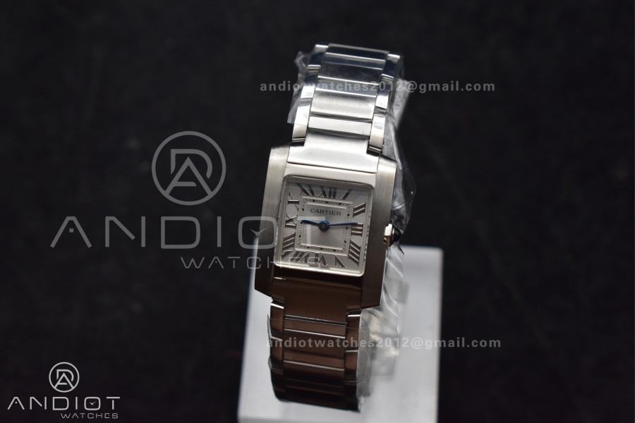 Tank Francaise Small SS KRF 1:1 Best Edition White Dial on SS Bracelet Ronda Quartz