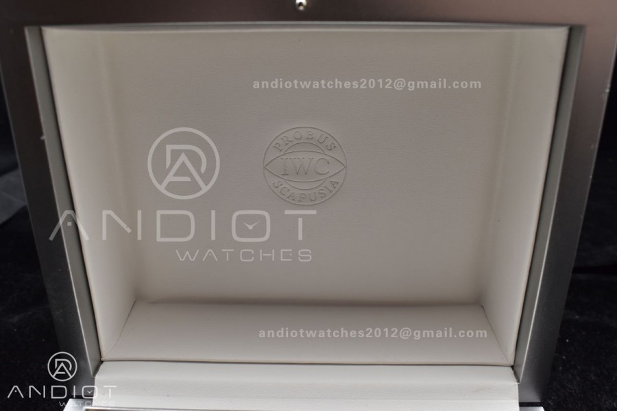 IWC Box Set