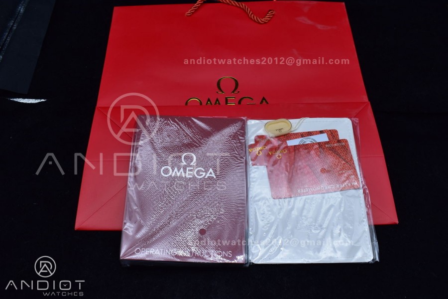 Omega Wood Box Set