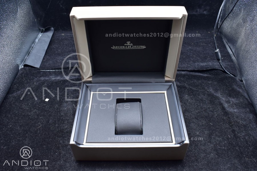 Jaeger-LeCoultre Box Set