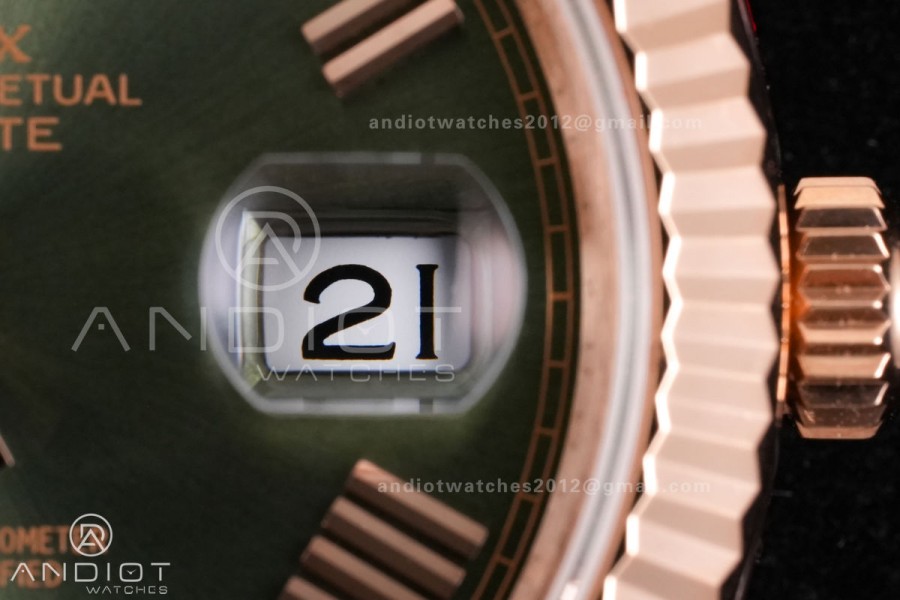 DayDate 40 RG QF 1:1 Best Edition Green Roman Dial on President Bracelet VR3255 V8 (Gain Weight)