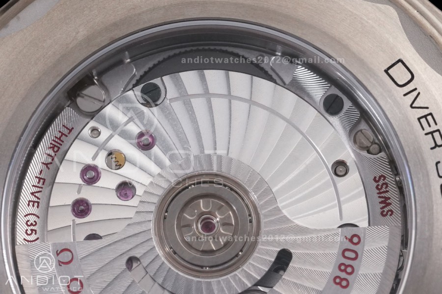 Seamaster 300M Diver Titanium/Bronze Gold VSF 1:1 Best Edition Green Dial on Titanium Mesh Bracelet Asian Super Clone 8806