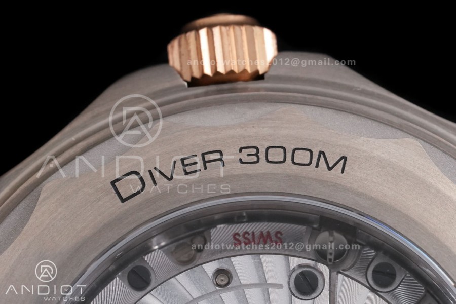 Seamaster 300M Diver Titanium/Bronze Gold VSF 1:1 Best Edition Green Dial on Titanium Mesh Bracelet Asian Super Clone 8806