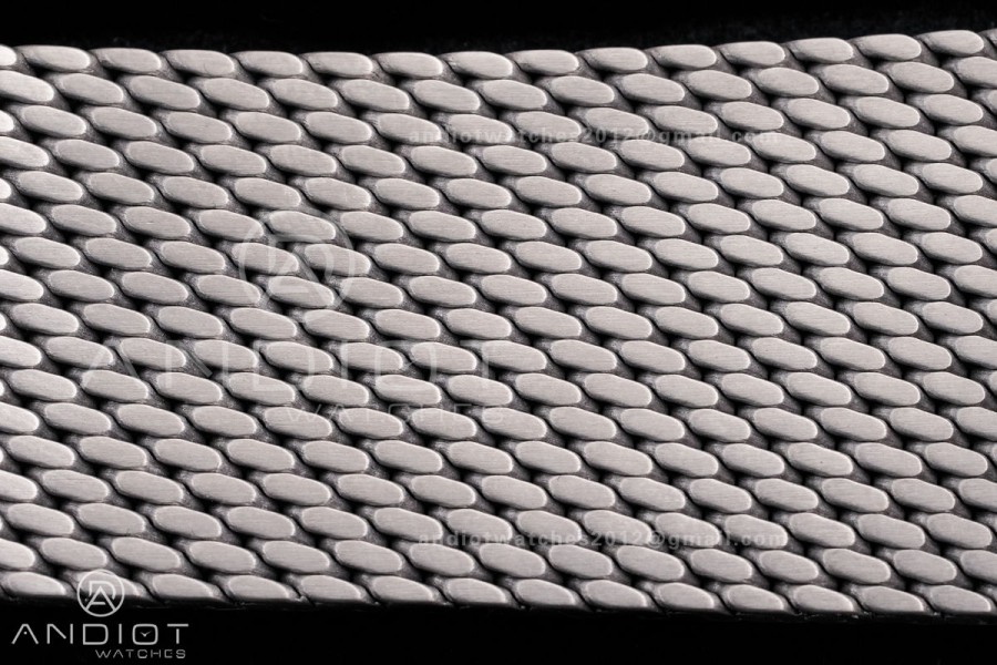 Seamaster 300M Diver Titanium/Bronze Gold VSF 1:1 Best Edition Green Dial on Titanium Mesh Bracelet Asian Super Clone 8806