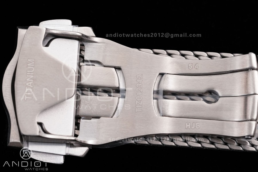 Seamaster 300M Diver Titanium/Bronze Gold VSF 1:1 Best Edition Green Dial on Titanium Mesh Bracelet Asian Super Clone 8806