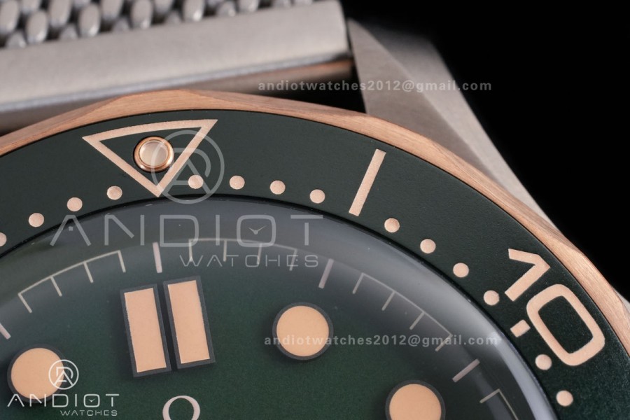 Seamaster 300M Diver Titanium/Bronze Gold VSF 1:1 Best Edition Green Dial on Titanium Mesh Bracelet Asian Super Clone 8806