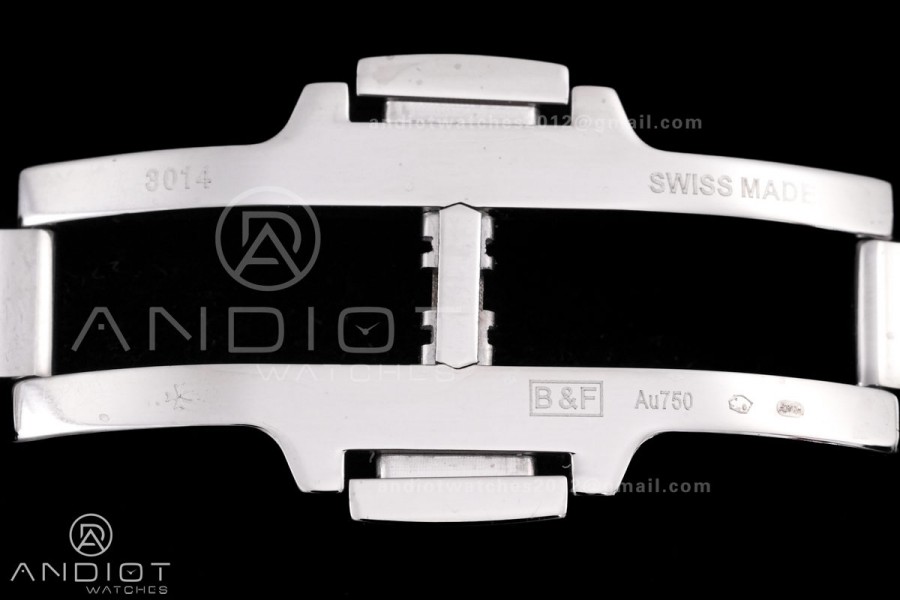 Overseas Ultra-Thin 2000V 8F Best Edition White Dial on SS Bracelet A1120