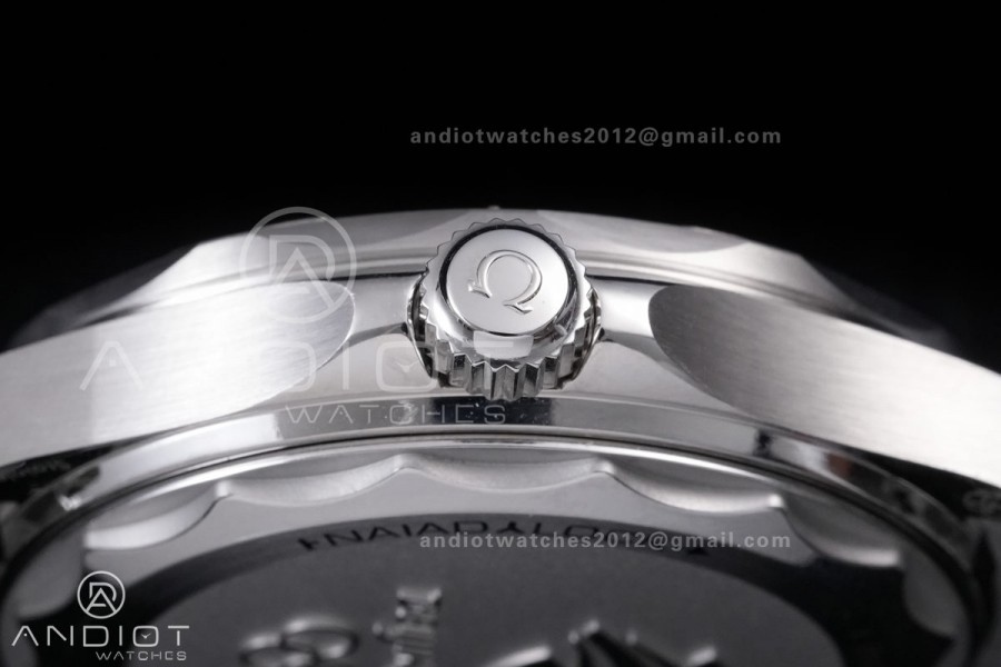 VS Factory V4 Seamaster Diver 300m Beijing 2022 Special Edition 522.30.42.20.03.001