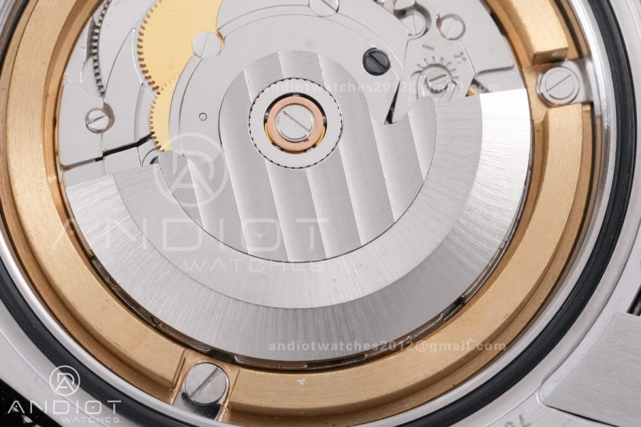 Heritage Black Bay M79000 37mm SS GRF 1:1 Best Edition Turquoise Dial on SS Bracelet A2824