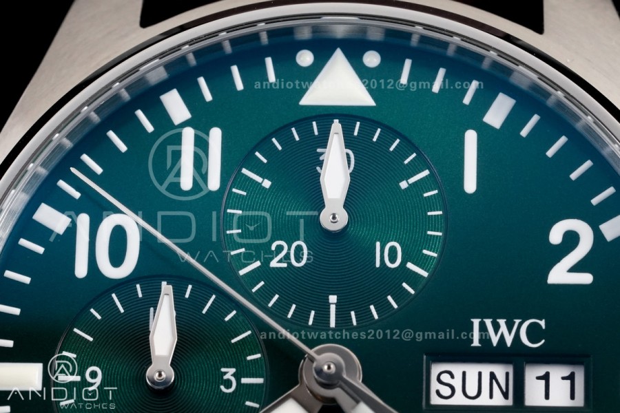 Pilot Chrono IW388103 APSF 1:1 Best Edition Green Dial on Brown Leather Strap SA69385 Super Clone