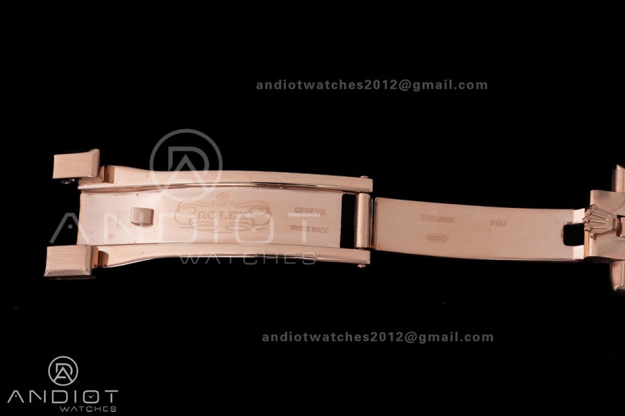 Land Dweller 127335 DIWF Best Edition White Dial on RG Bracelet A7135