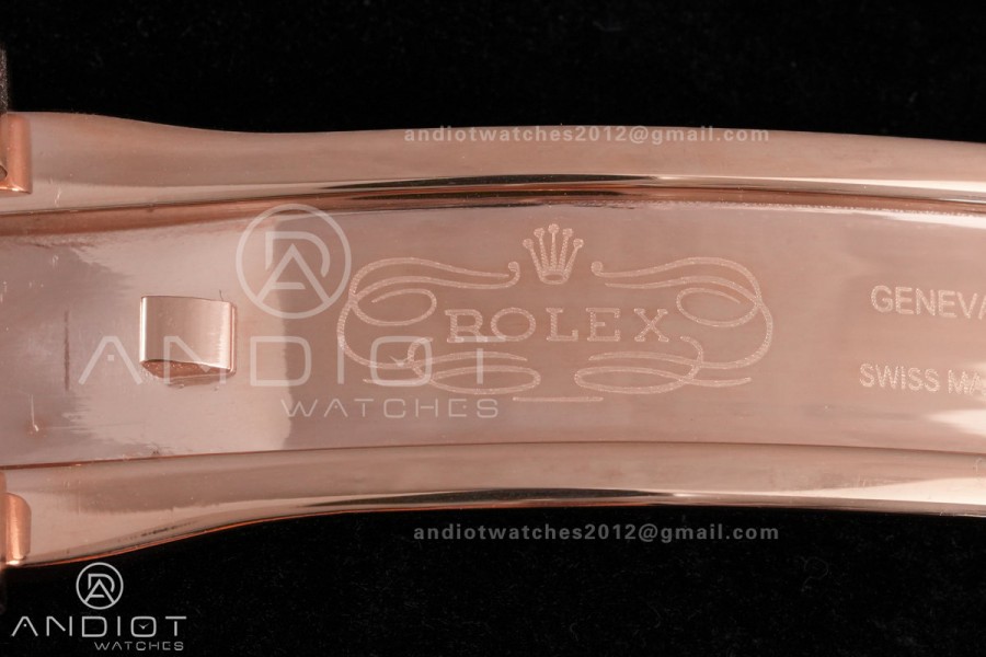 Land Dweller 127335 DIWF Best Edition White Dial on RG Bracelet A7135