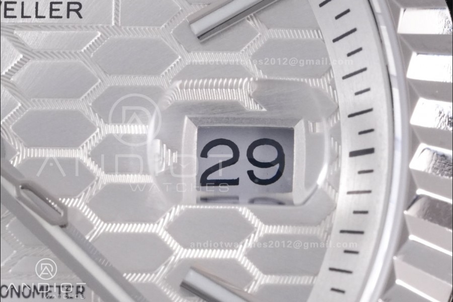 Land Dweller 127334 DIWF Best Edition White Dial on SS Bracelet A7135