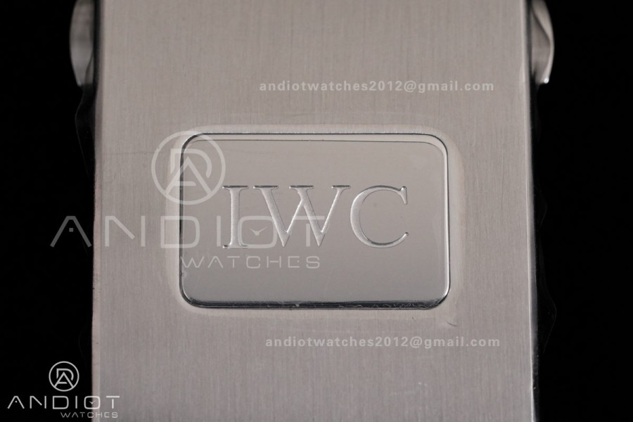 Pilot Chrono IW388113 APSF 1:1 Best Edition Black Dial on SS Bracelet SA69385 Super Clone