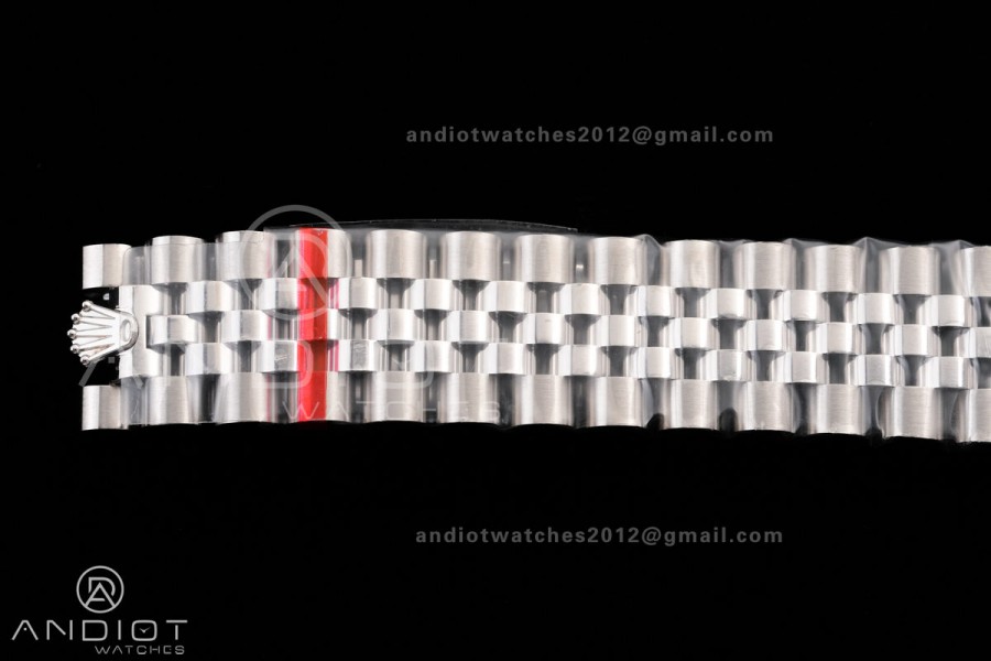 DateJust 31 Ladies GSF White Dial Roman Markers on Jubilee Bracelet A2236	