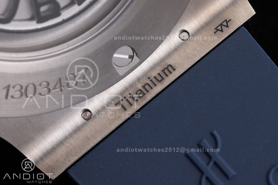 Classic Fusion 42mm Titanium JJZF 1:1 V2 Best Edition Gray Dial On Black Rubber Strap