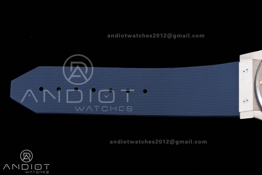 Classic Fusion 42mm Titanium JJZF 1:1 V2 Best Edition Blue Dial On Blue Gummy Strap