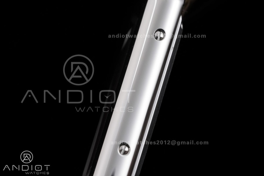 Tank Must 25.5mm AF SS Best Edition Red Dial On Red Leather Ronda Quartz