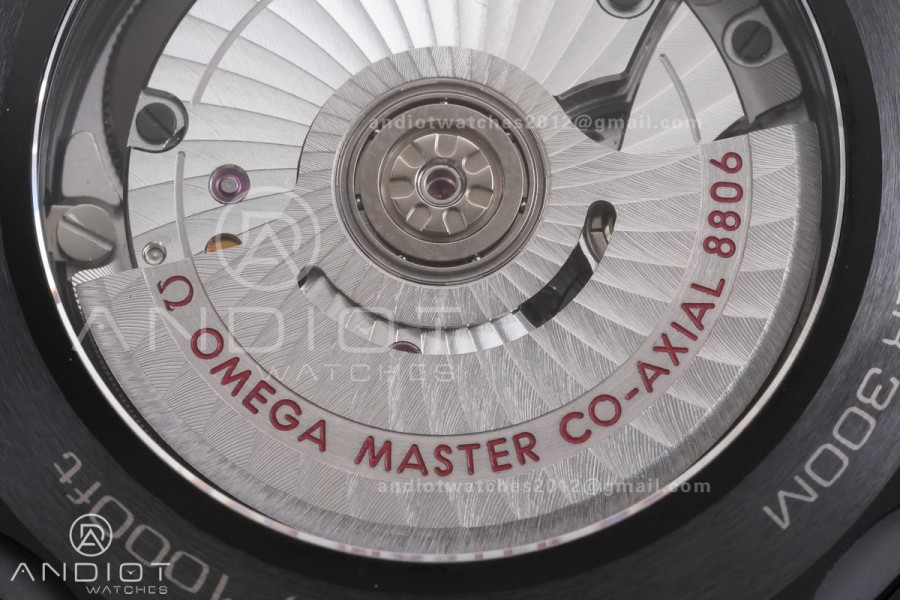 Seamaster Diver 300M Ceramic/RG V4 VSF 1:1 Best Edition Black Dial On Black Rubber Strap Asian Super Clone 8806