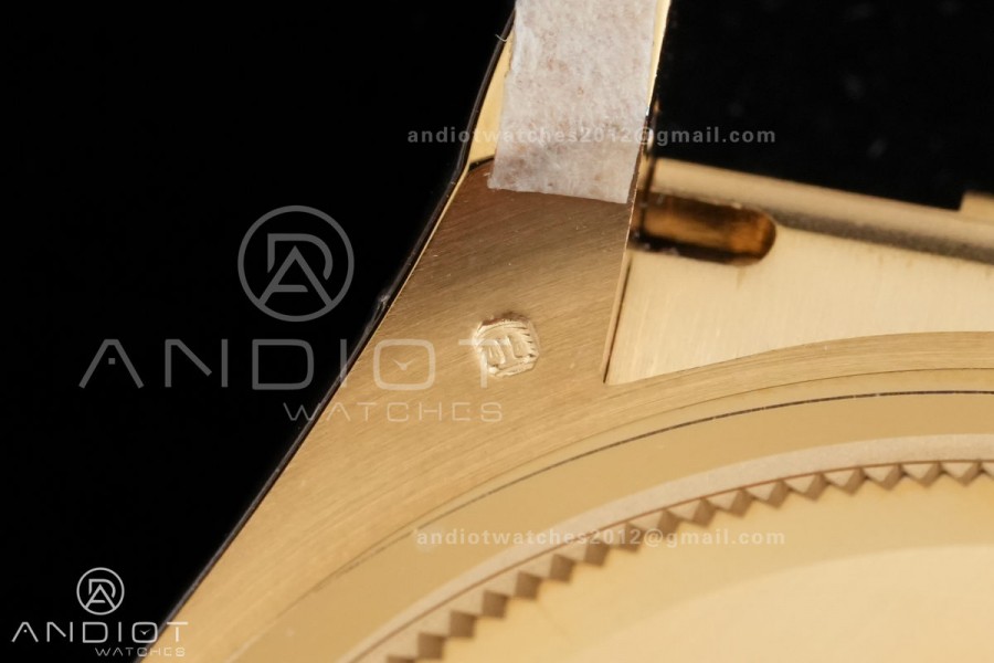 Daytona 126518 RCF 1:1 Best Edition YG/Black Dial on Oysterflex Strap SH4131