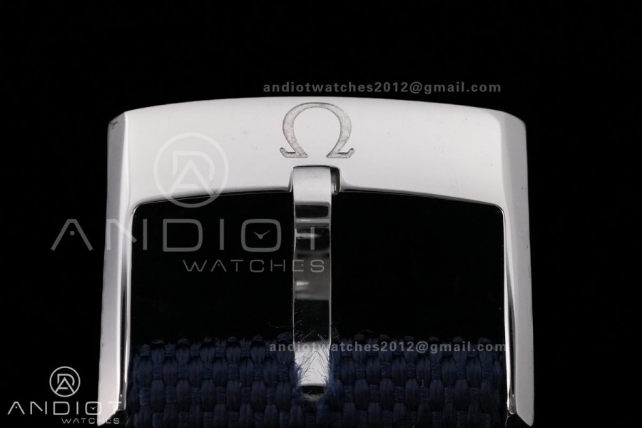 Speedmaster Professional Snoopy SS SMF 1:1 Best Edition Silver Dial Blue Marker On Blue Nylon Strap A3861(Free SS Bracelet)