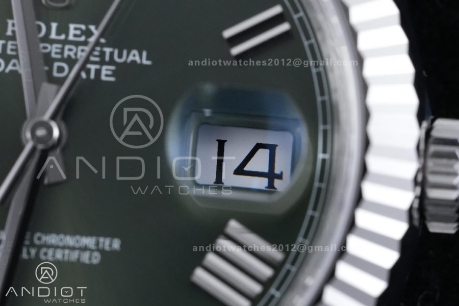 DayDate 40 228239 VSF 1:1 Best Edition Green Roman Dial on President Bracelet VS3255 V2 (Gain Weight)182g