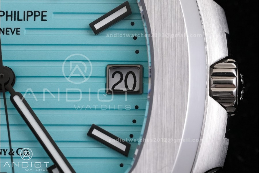 Nautilus 5711 DDF 1:1 Best Edition Tiffany Blue Dial on SS Bracelet DD330 Super Clone