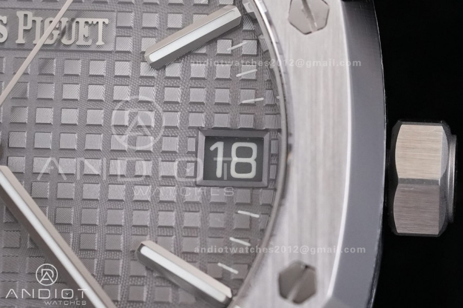 Royal Oak 15510 SS TOP 1:1 Best Edition Grey Dial on SS Bracelet SA4302 Super Clone