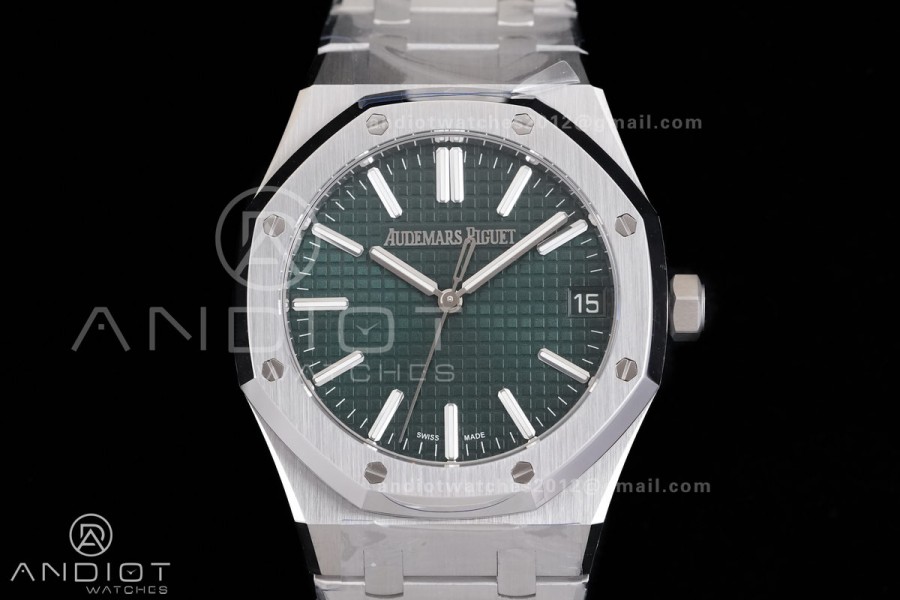 Royal Oak 15510 SS TOP 1:1 Best Edition Green Dial on SS Bracelet SA4302 Super Clone