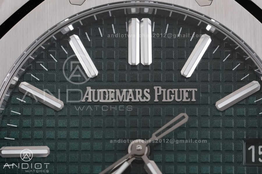 Royal Oak 15510 SS TOP 1:1 Best Edition Green Dial on SS Bracelet SA4302 Super Clone