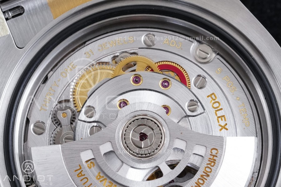 GMT Master II 126713 GRNR 904L SS RCF 1:1 Best Edition on Jubilee Bracelet SH3285