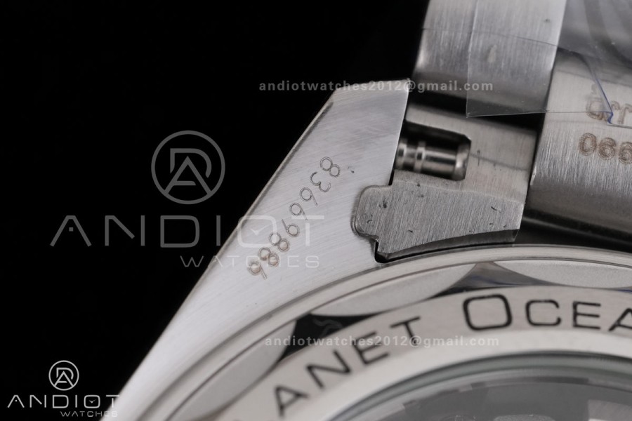 Planet Ocean 39.5mm Black Ceramic Bezel SS V4 VSF 1:1 Best Edition Black Dial On SS Bracelet Super Clone Asian 8800