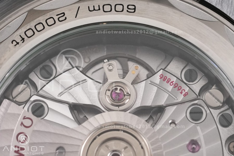 Planet Ocean 39.5mm Black Ceramic Bezel SS V4 VSF 1:1 Best Edition Black Dial On SS Bracelet Super Clone Asian 8800