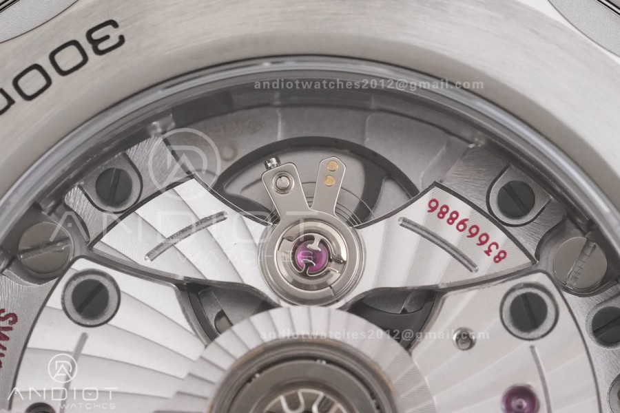 Seamaster 300M Diver SS VSF 1:1 Best Edition Black/Orange Dial on SS Mesh Bracelet VS8806 Super Clone