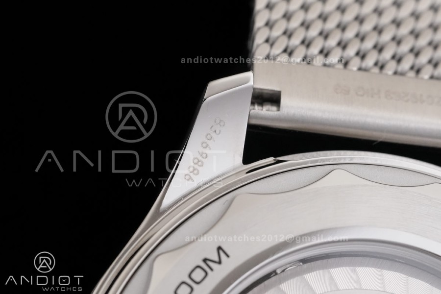 Seamaster 300M Diver SS VSF 1:1 Best Edition Black/Orange Dial on SS Mesh Bracelet VS8806 Super Clone