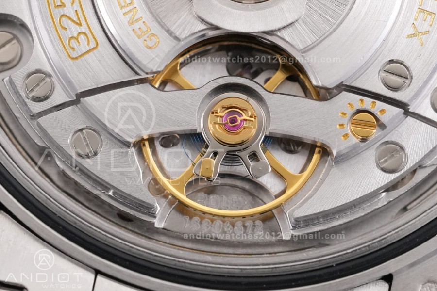 DayDate 40 228239 VSF 1:1 Best Edition Ice Blue Roman Dial on President Bracelet VS3255