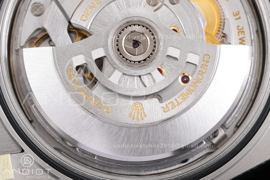 DayDate 40 228239 VSF 1:1 Best Edition Ice Blue Roman Dial on President Bracelet VS3255