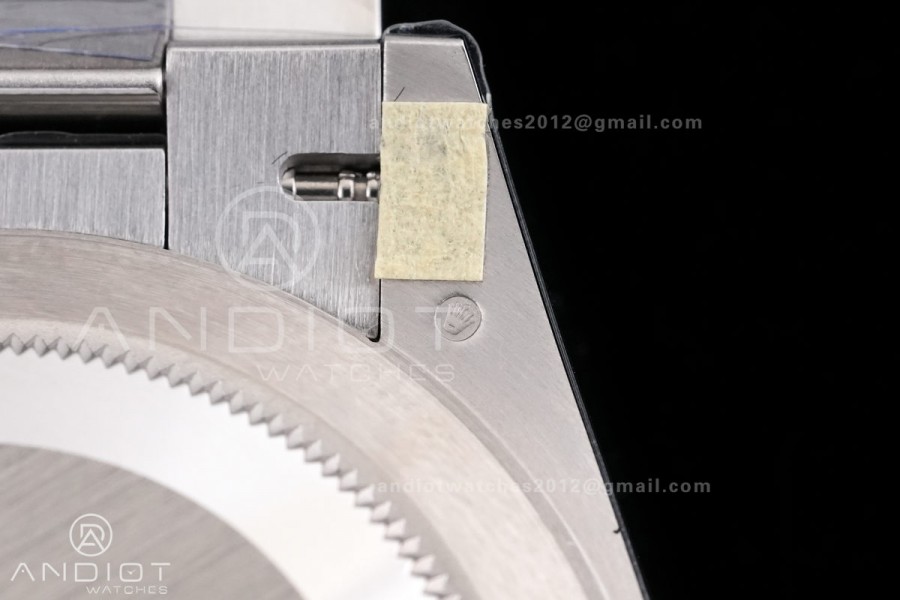 DayDate 40 228239 VSF 1:1 Best Edition Ice Blue Roman Dial on President Bracelet VS3255