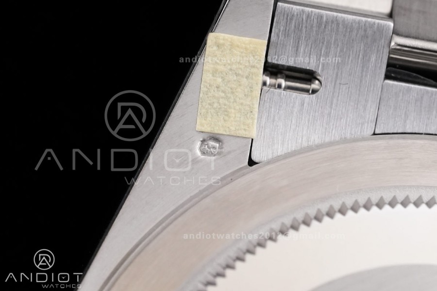 DayDate 40 228239 VSF 1:1 Best Edition Ice Blue Roman Dial on President Bracelet VS3255