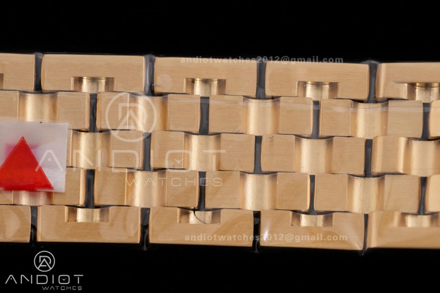 Panthère 31mm BVF 1:1 Best Edition YG White Dial on YG Bracelet Ronda Quartz