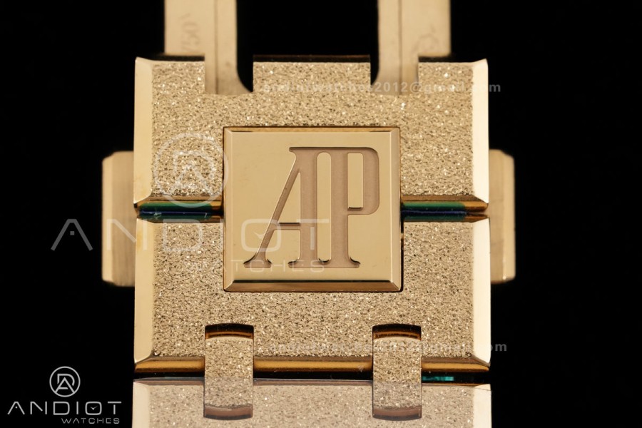 Royal Oak Chrono 26240 Frosted YG DDF 1:1 Best Edition YG/Black Dial on YG Bracelet DD4401 Super Clone (SW Dial)