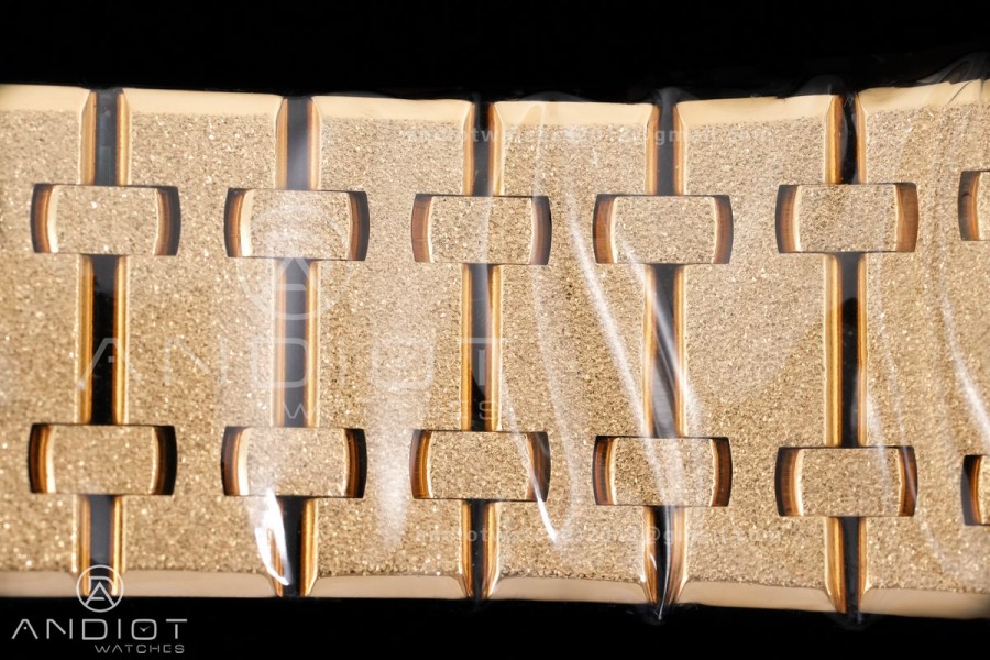 Royal Oak Chrono 26240 Frosted YG DDF 1:1 Best Edition YG/Black Dial on YG Bracelet DD4401 Super Clone (SW Dial)