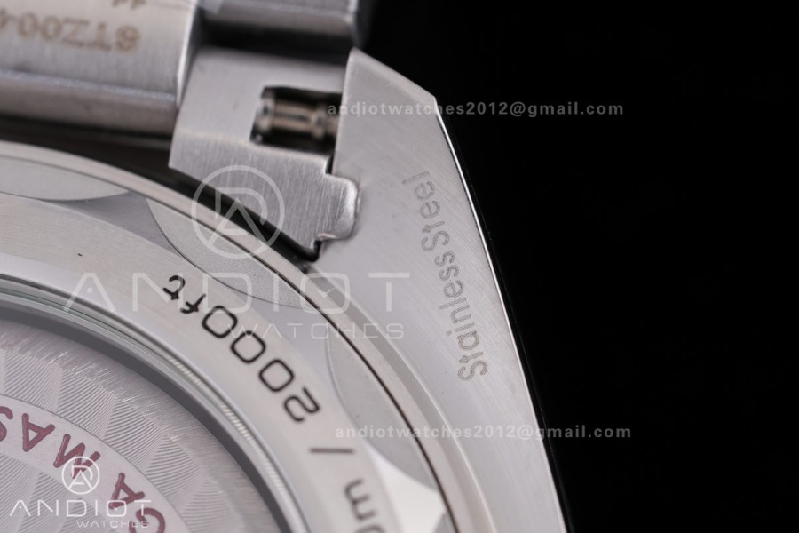 Planet Ocean 39.5mm Blue Ceramic Bezel SS V4 VSF 1:1 Best Edition Blue Dial On SS Bracelet Super Clone Asian 8800