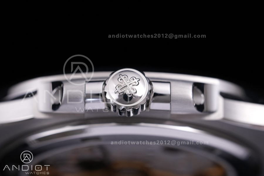 Nautilus 5711/1A SS VF 1:1 Best Edition Blue Textured Dial On SS Bracelet Super Clone 324