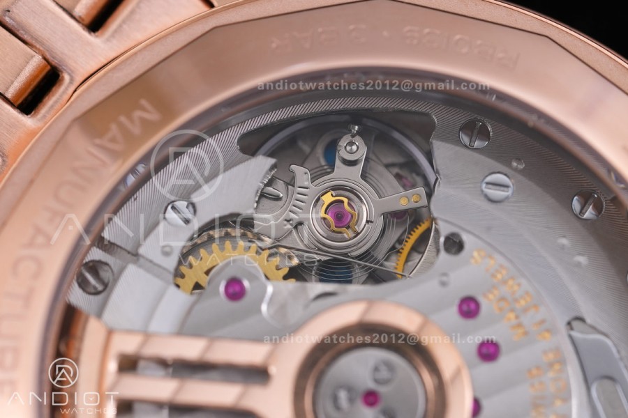 Navitimer B01 RG 43mm BLS 1:1 Best Edition White Dial on RG  Bracelet A7750