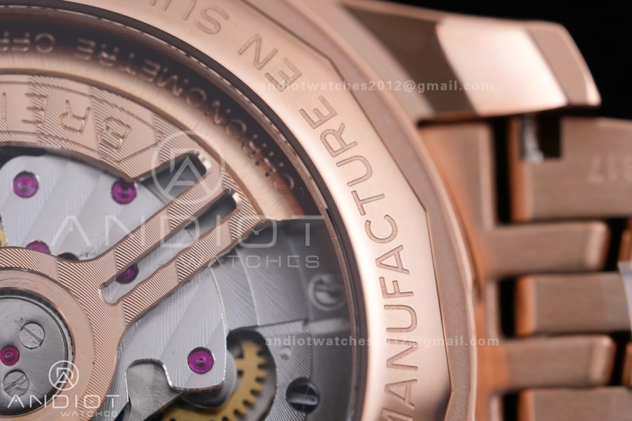 Navitimer B01 RG 43mm BLS 1:1 Best Edition Green Dial Black Subdial on RG Bracelet A7750